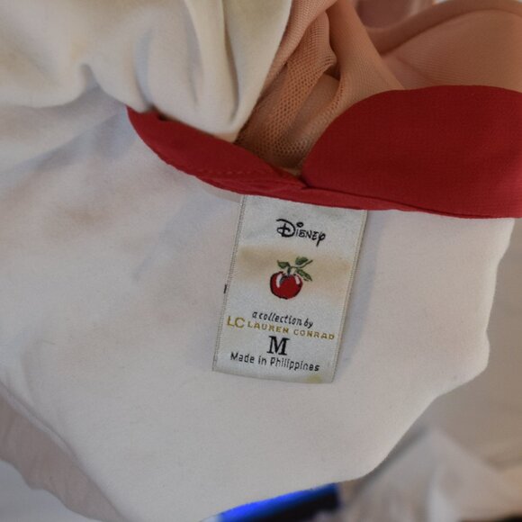 Lauren Conrad Snow White Peter Pan Collar Top - Picture 2 of 8